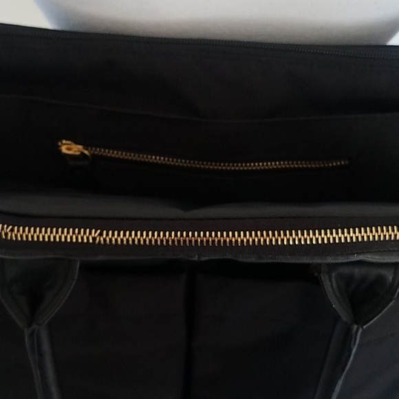 Skip Hop Chelsea Chic Diaper Bag - Picture 9 of 15